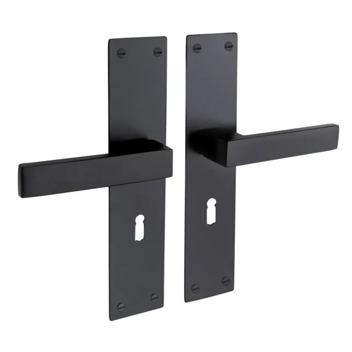 Nova op schild in zwart en sleutelgat 55 mm